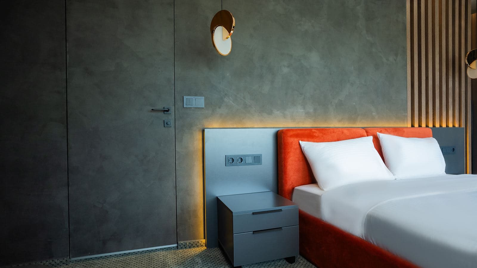 rooms-biznes