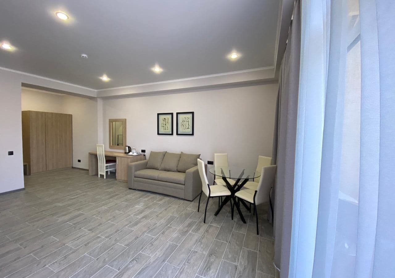 rooms-suite