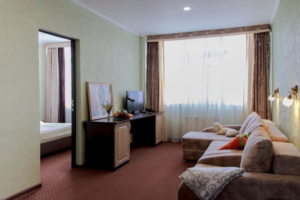 rooms-suite