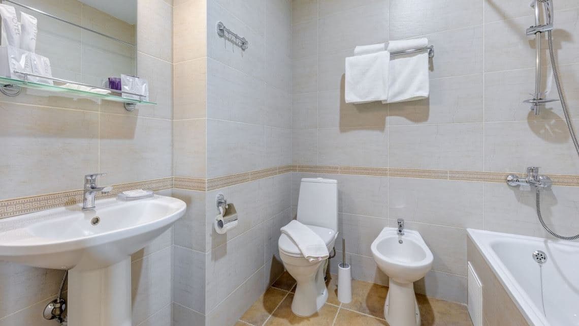 rooms-large-suite