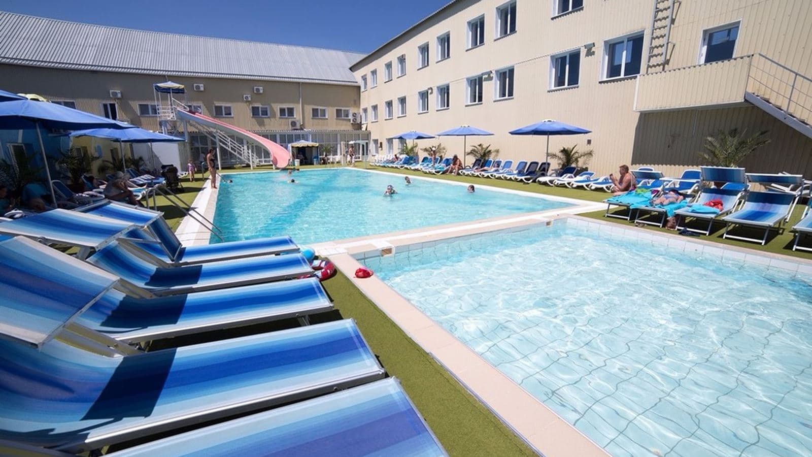 pools-outdoor-pool