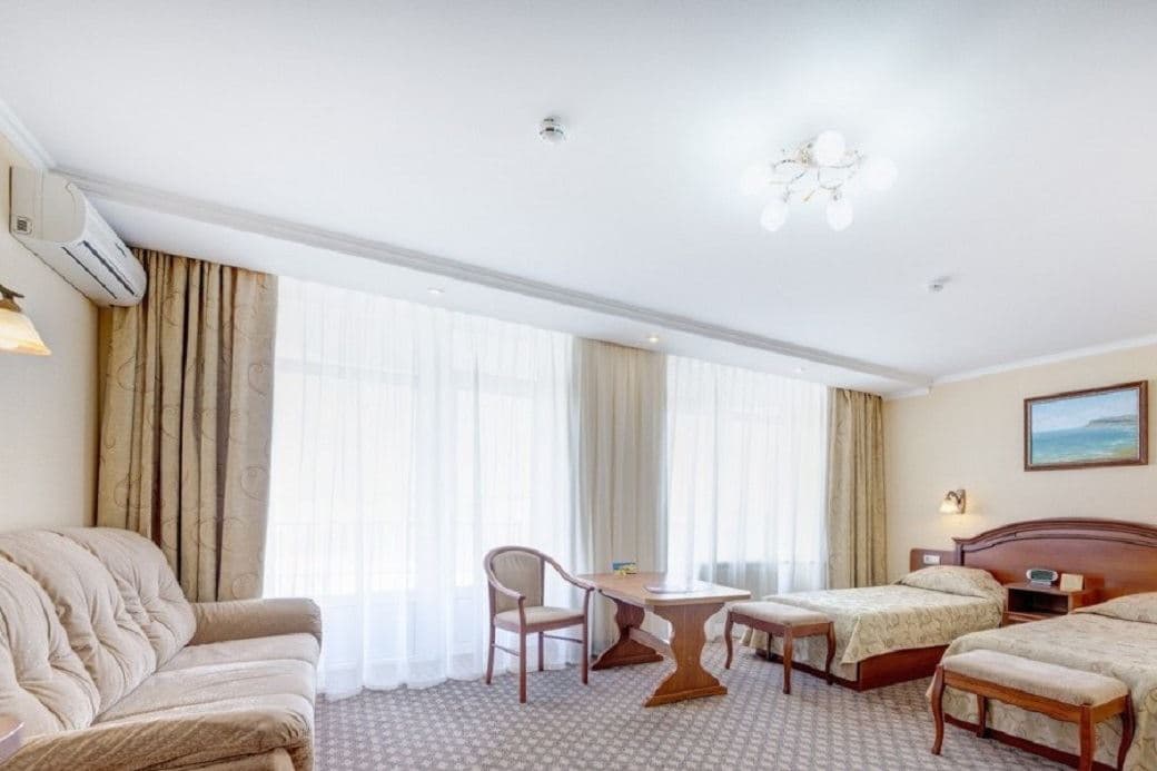 rooms-suite-junior