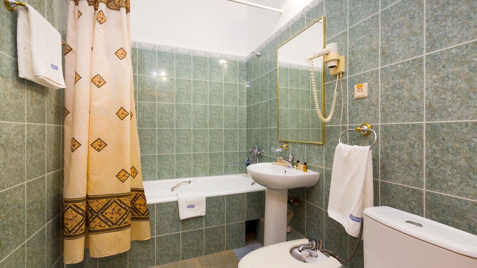 rooms-2-mest-2-kom-lux-korp-v
