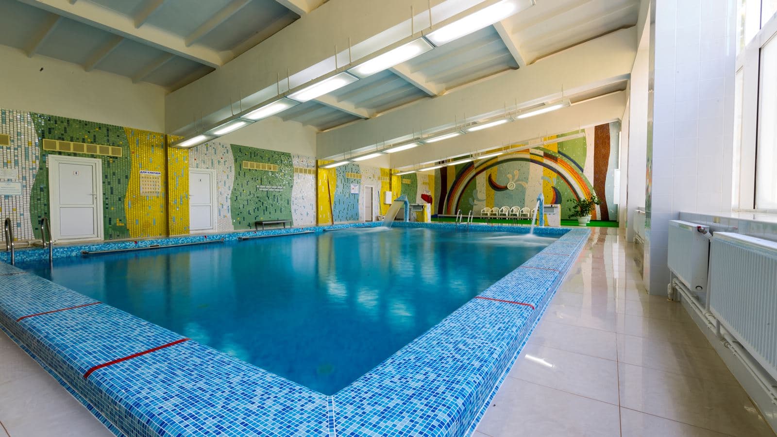 pools-indoor-pool
