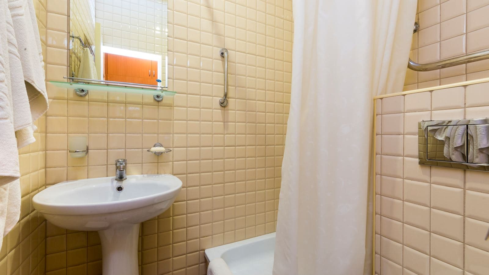 rooms-room-single-typeb-wellness