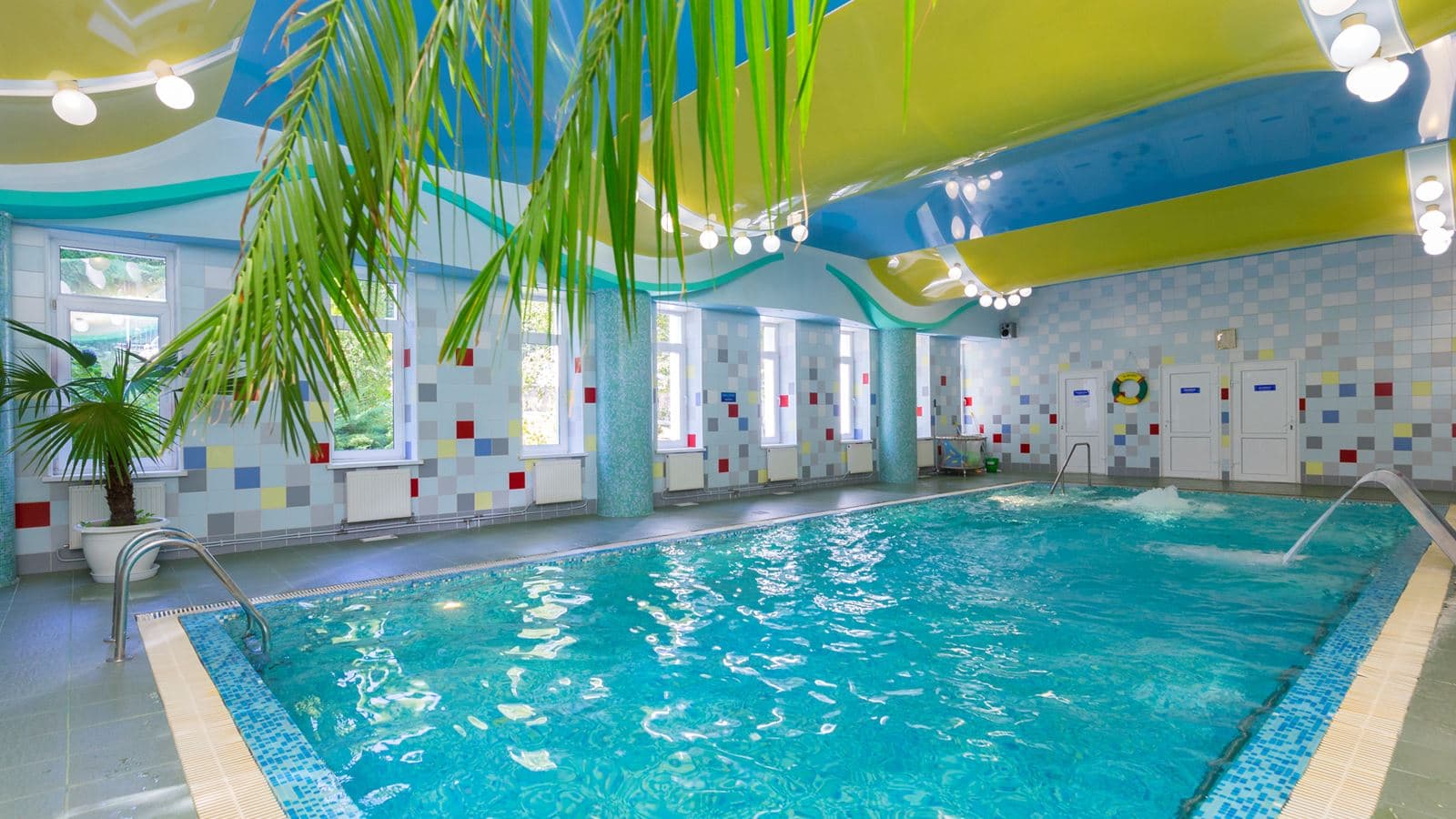 pools-indoor-pool