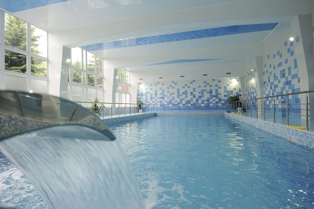 pools-indoor-pool