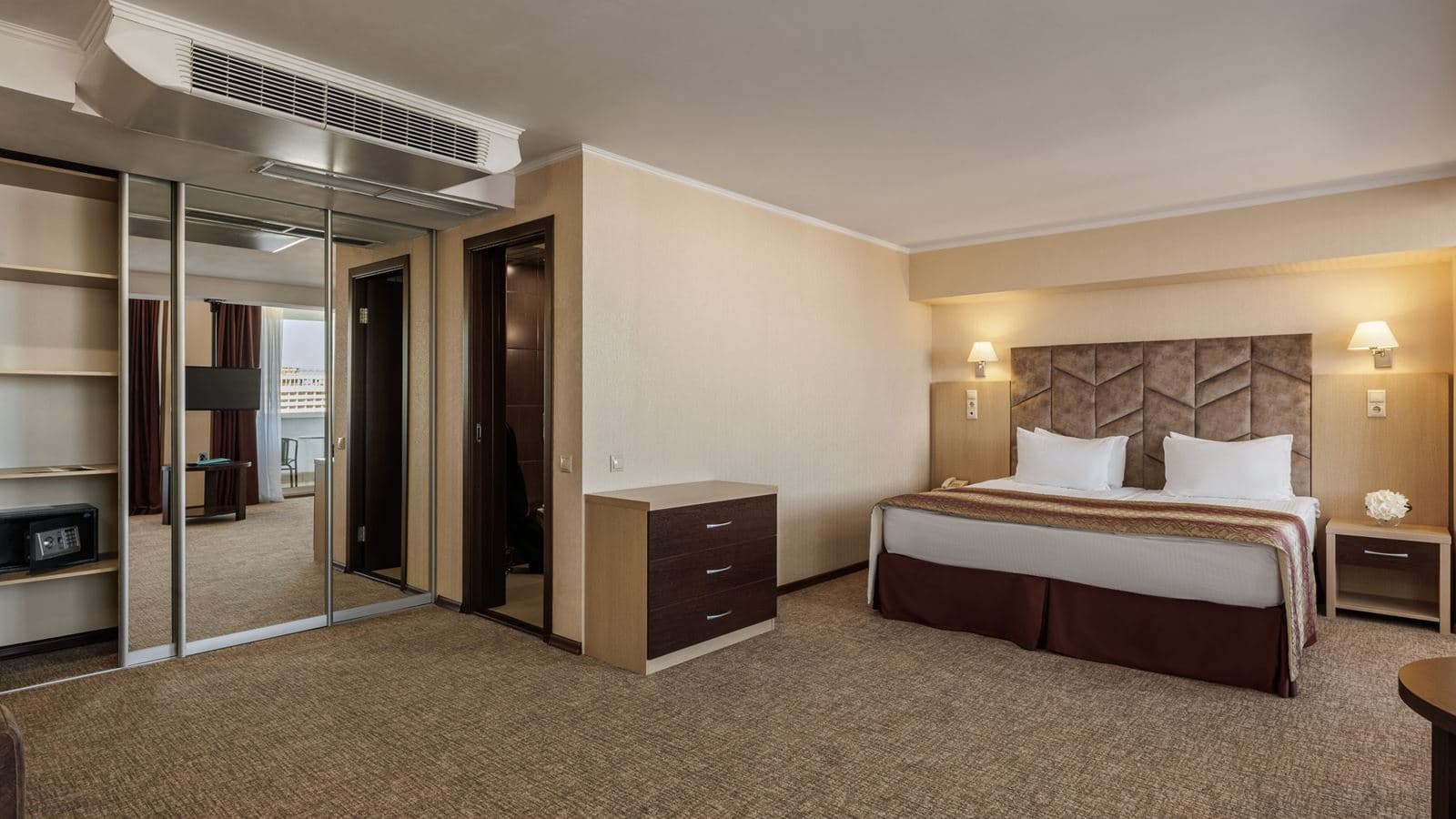 rooms-junior-suite