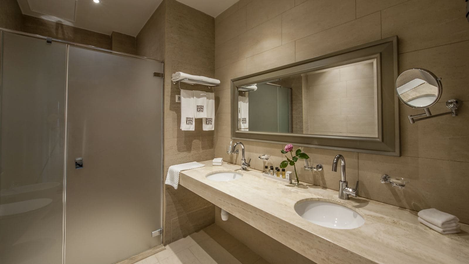rooms-suite