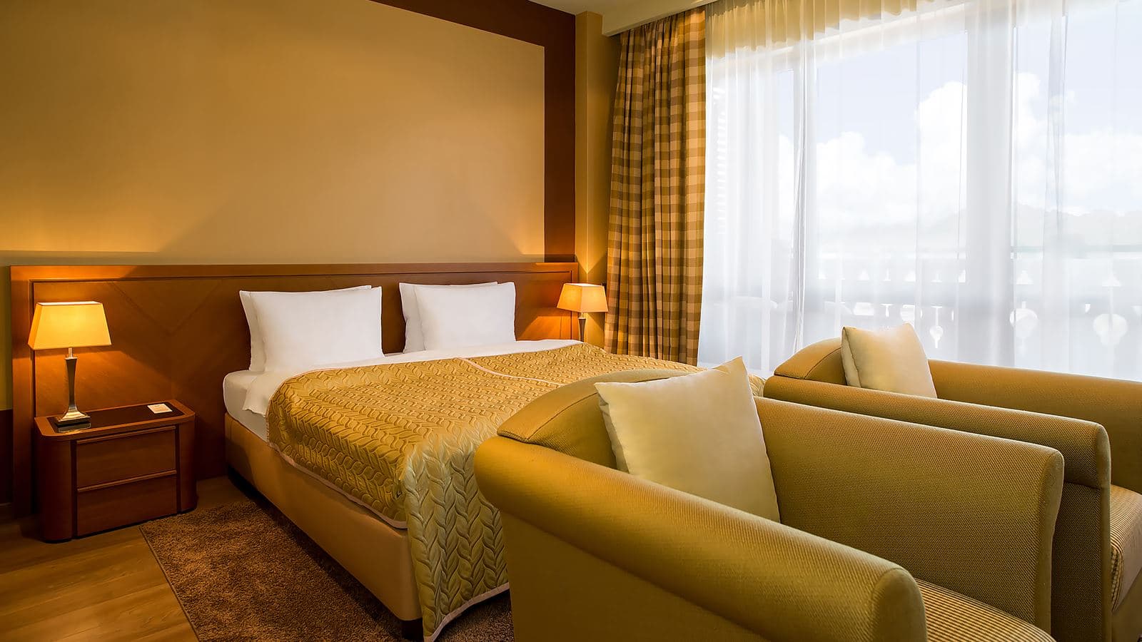 rooms-suite-family