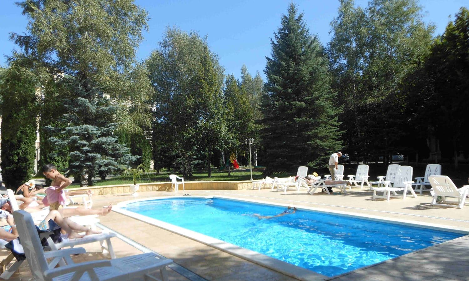pools-outdoor-pool