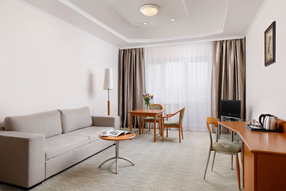 rooms-suite