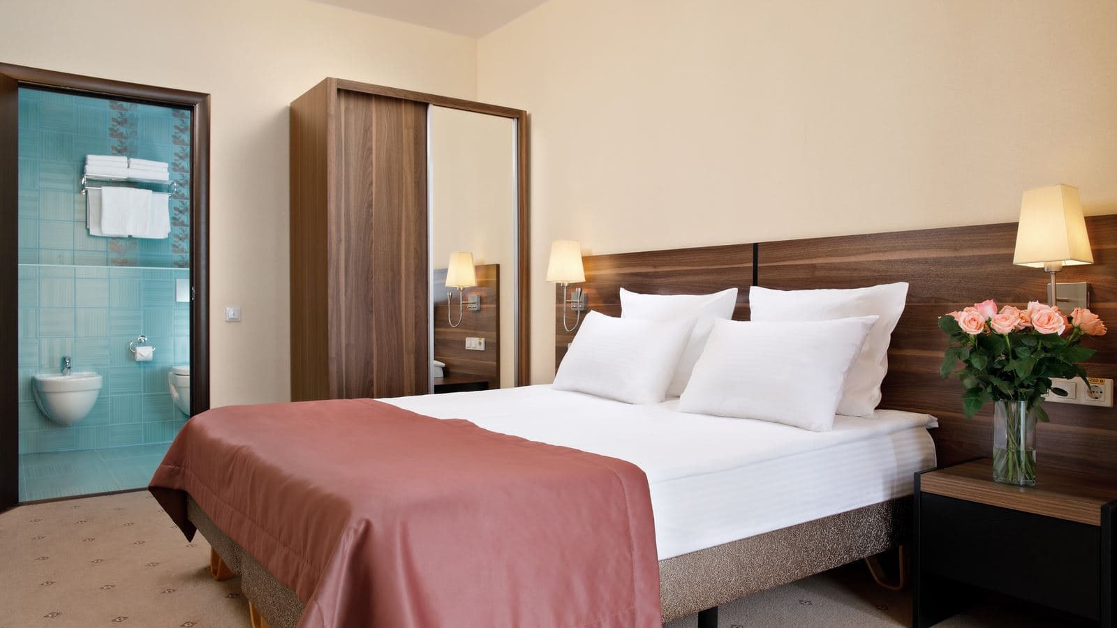 rooms-2-room-family