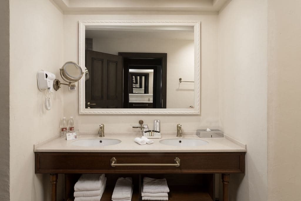 rooms-junior-suite