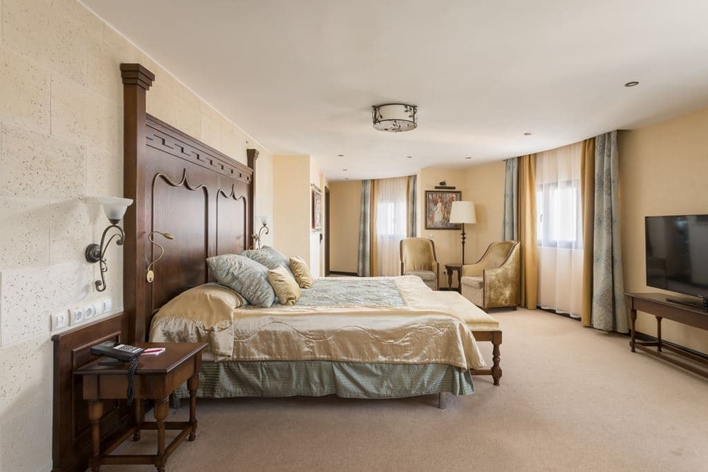 rooms-suite-king
