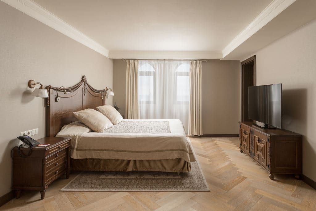 rooms-suite-royal