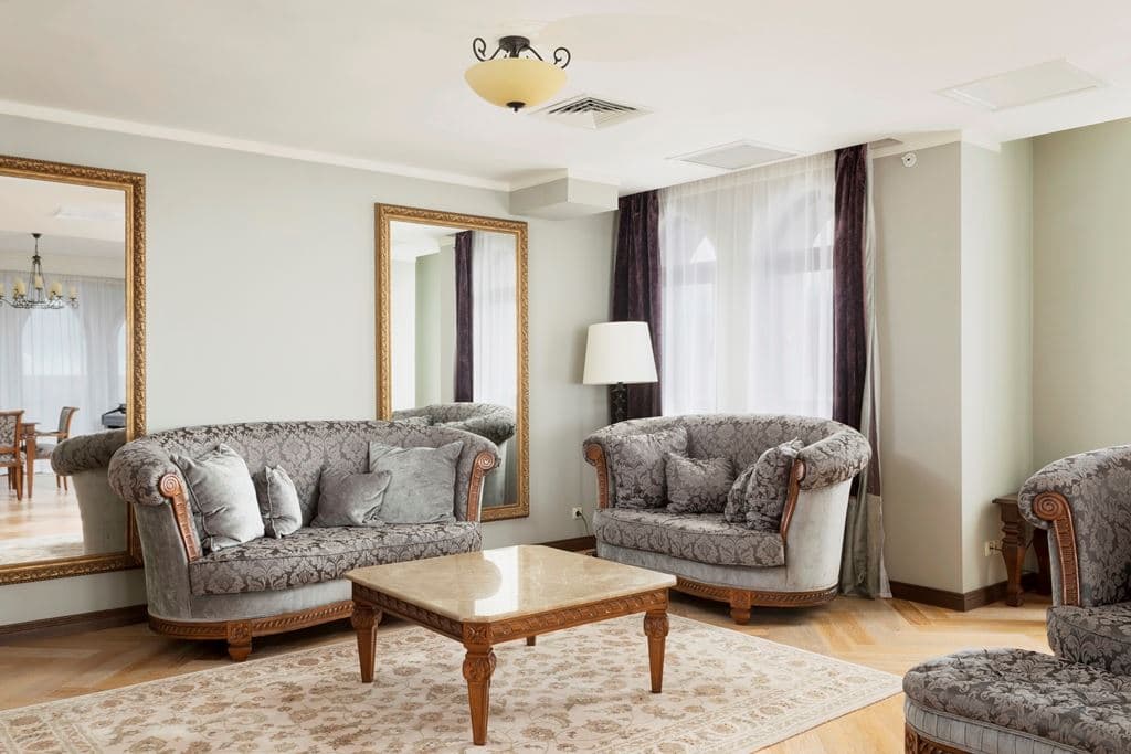 rooms-suite-royal