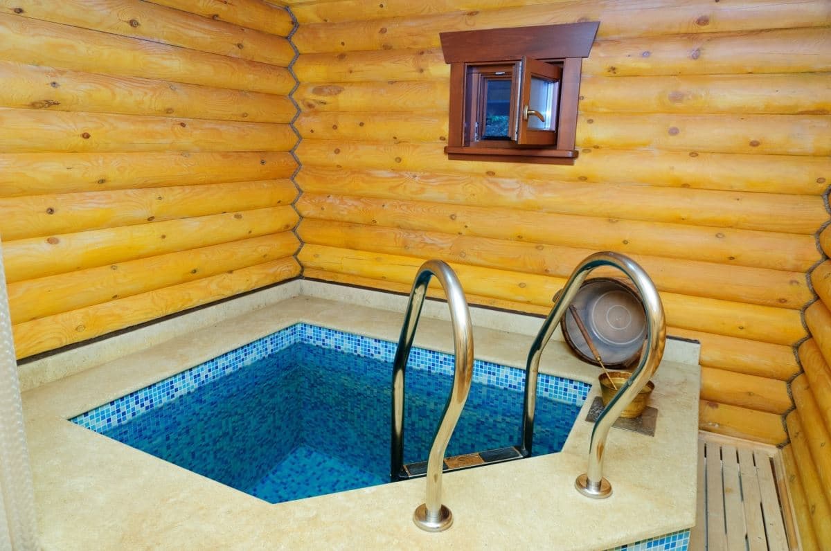 pools-indoor-pool