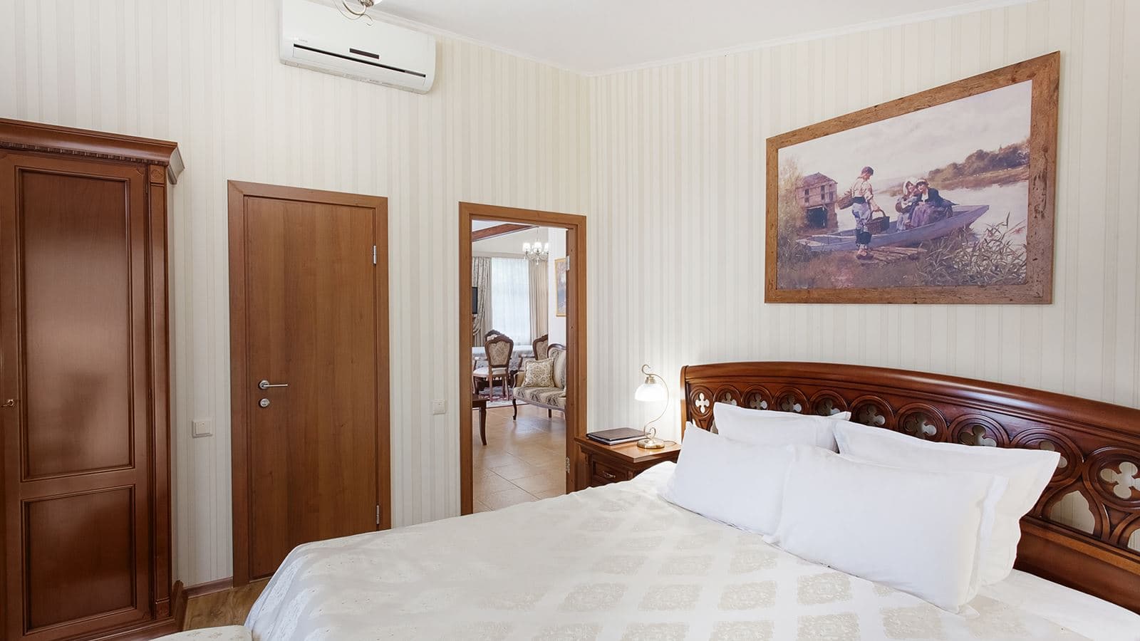 rooms-suite
