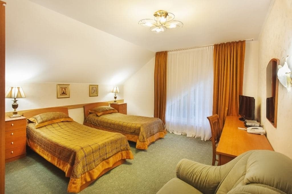 rooms-family-room