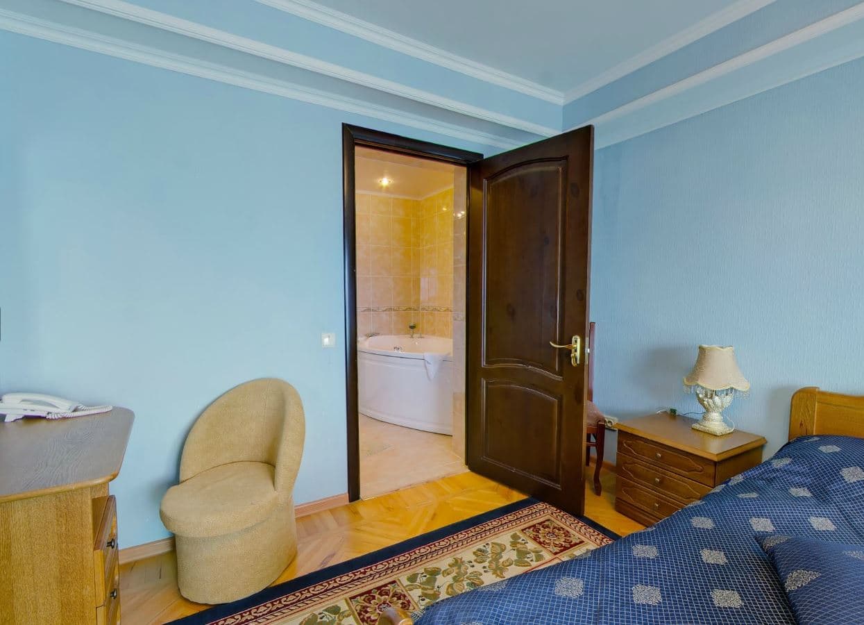 rooms-business-standard
