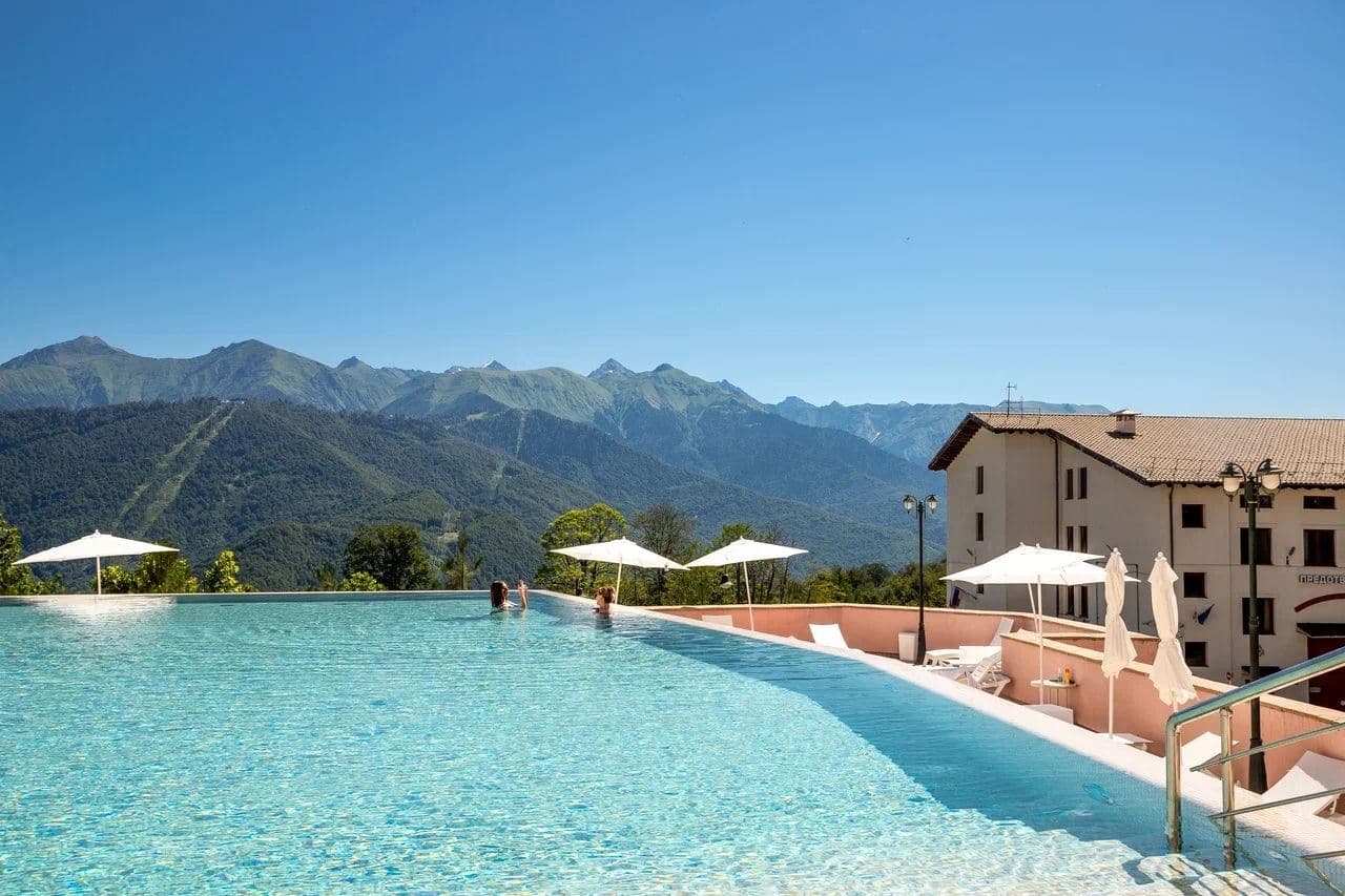 pools-outdoor-pool