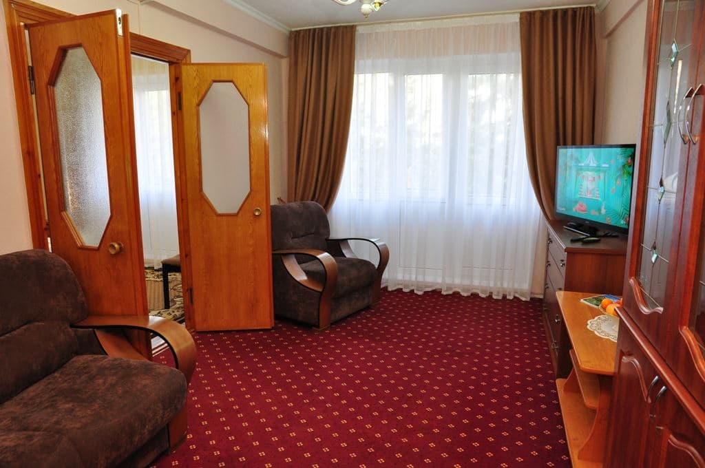 rooms-2-room-luxe