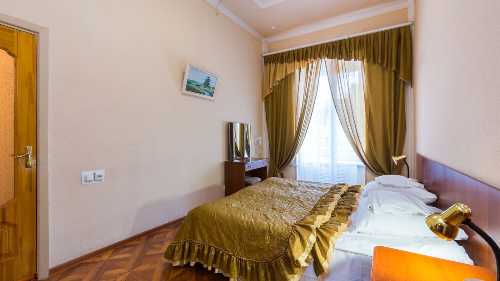 rooms-2-mest-2-komn-luxe-korp-1