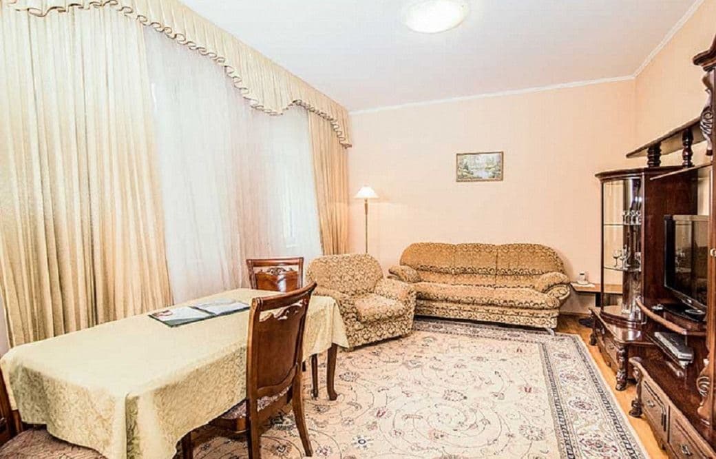 rooms-family-room-one-bedroom