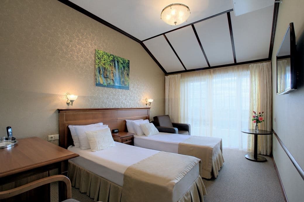 rooms-double-standard-room