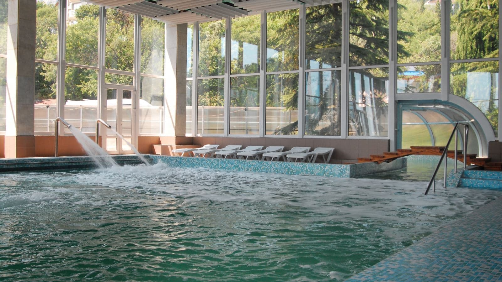 pools-indoor-pool