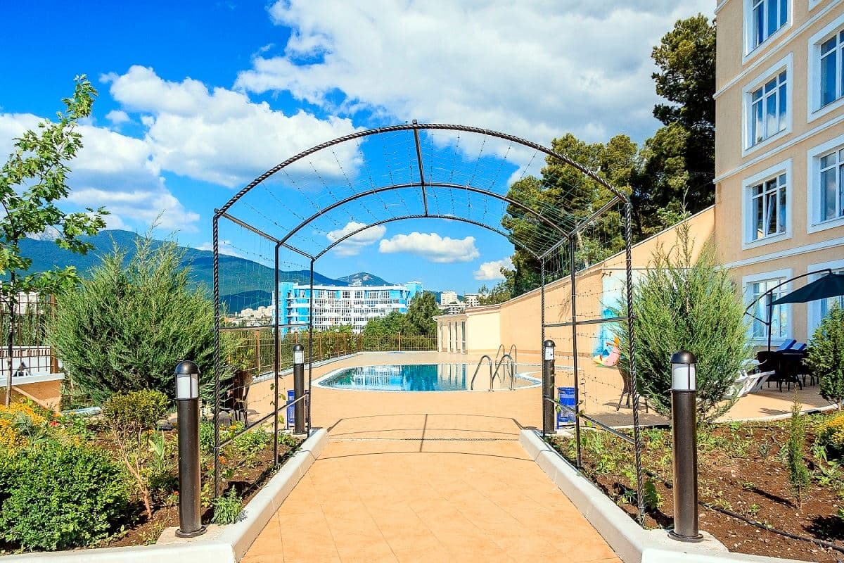 pools-outdoor-pool
