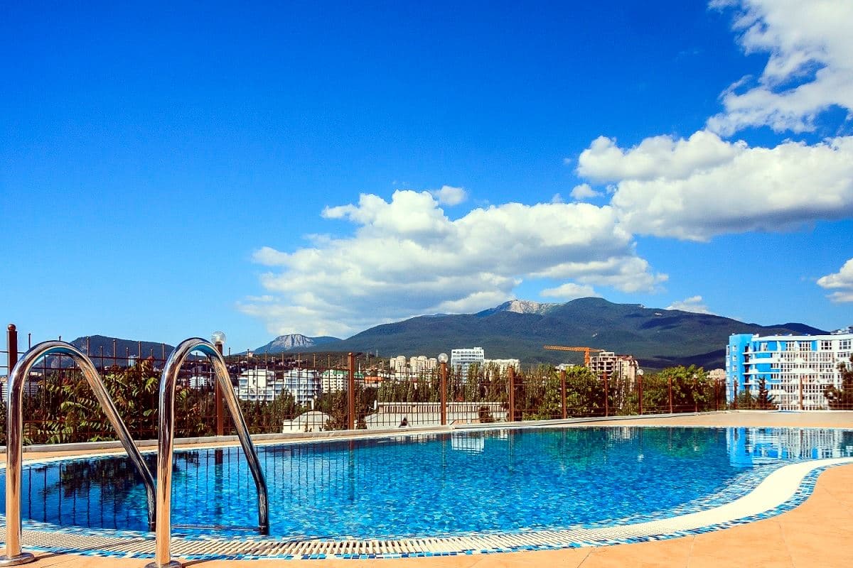 pools-outdoor-pool