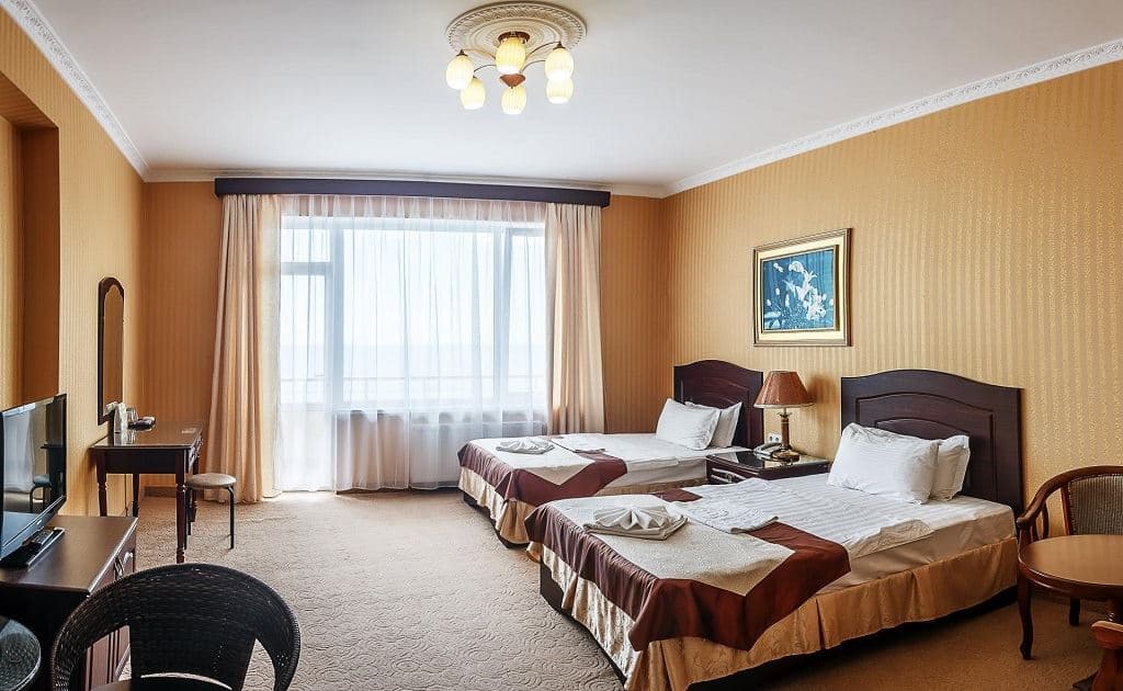 rooms-room-deluxe