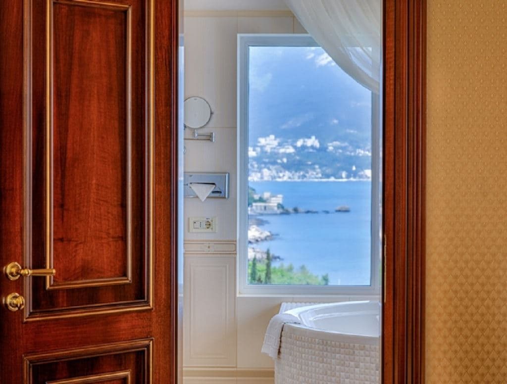 rooms-apartment-quad-gardenview