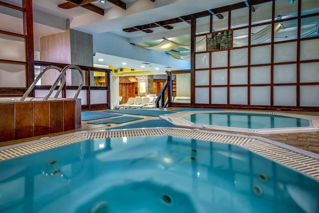 pools-indoor-pool