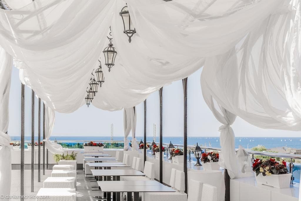 restaurants-