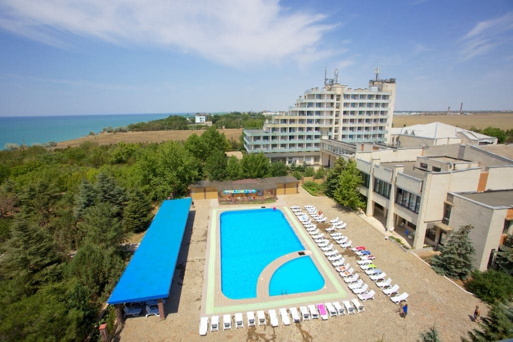 pools-outdoor-pool
