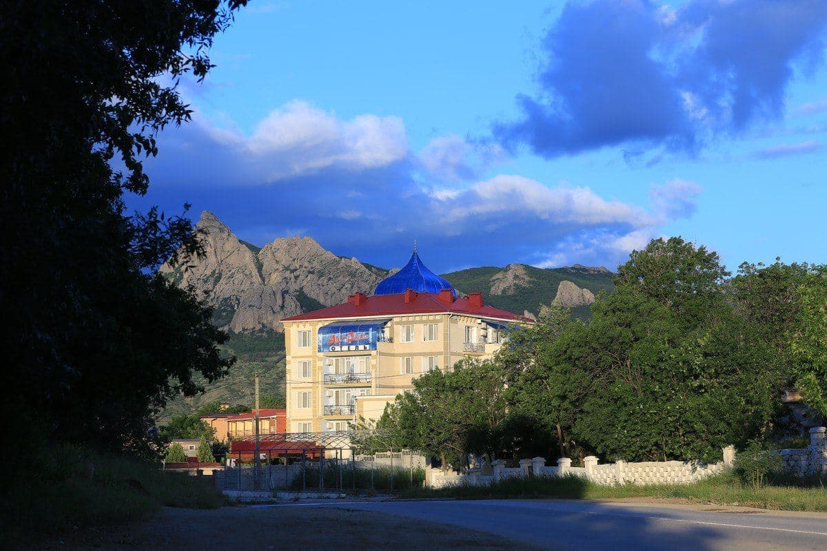 general-main-building