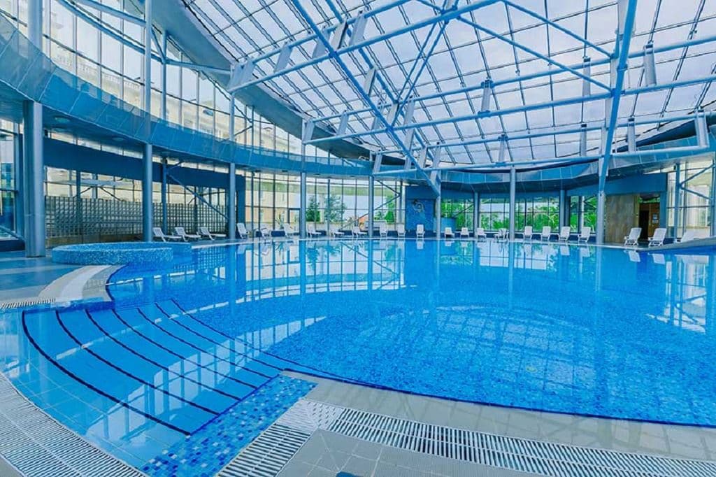 pools-indoor-pool