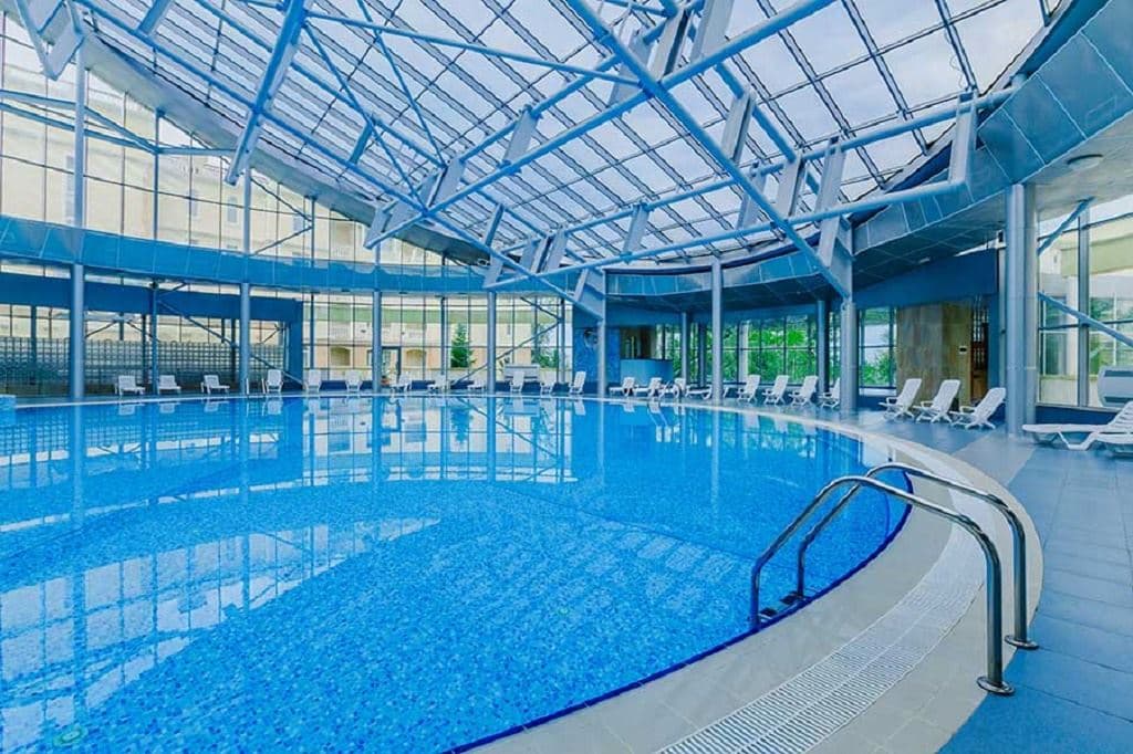 pools-indoor-pool