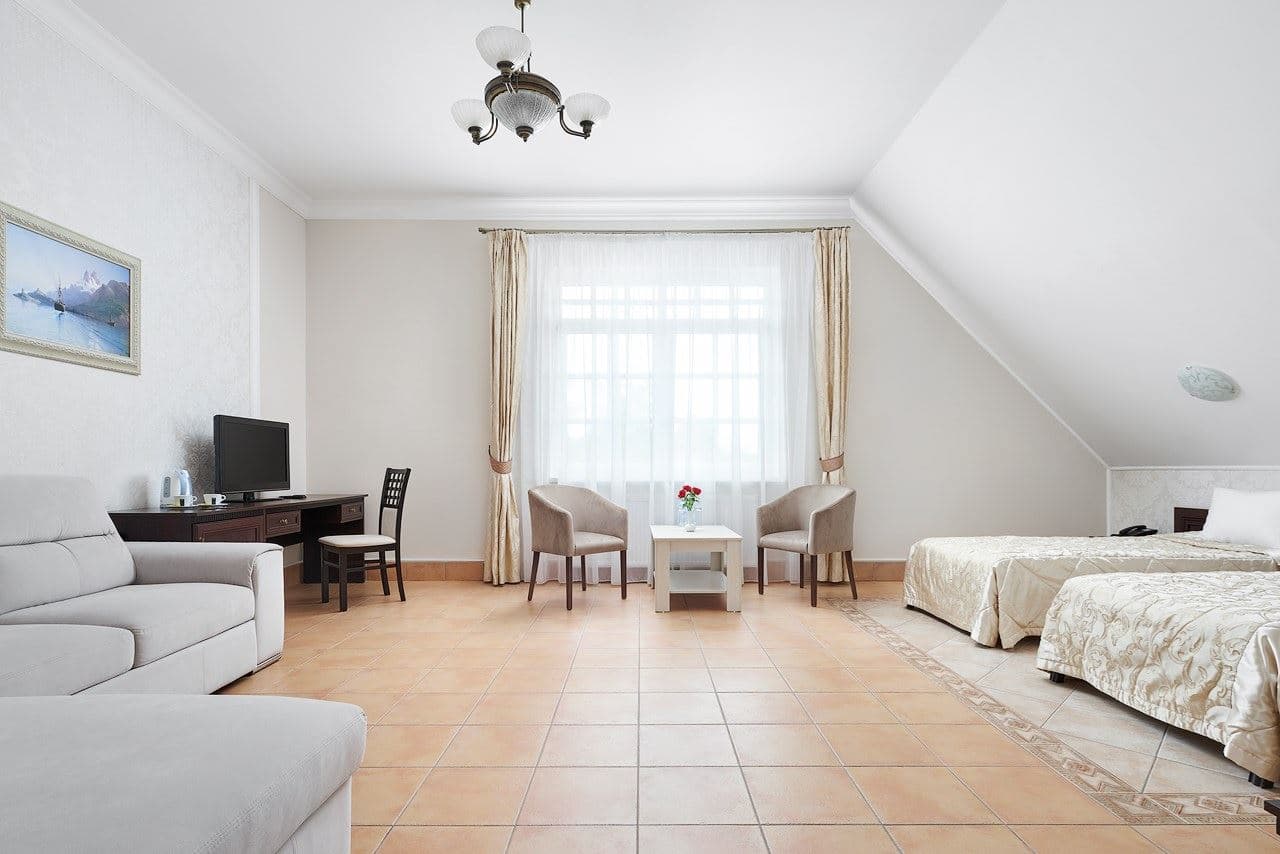 rooms-family-room