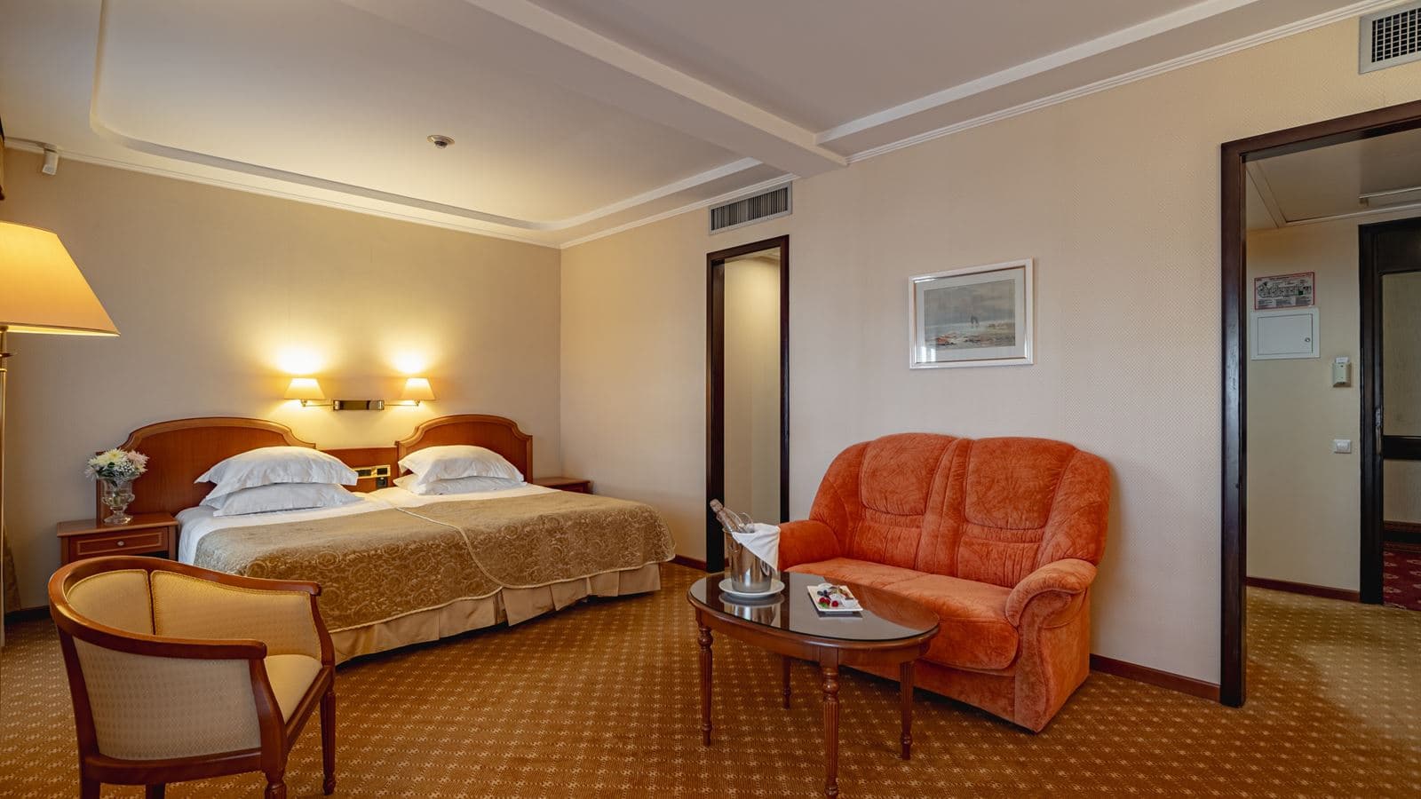 rooms-room-superior