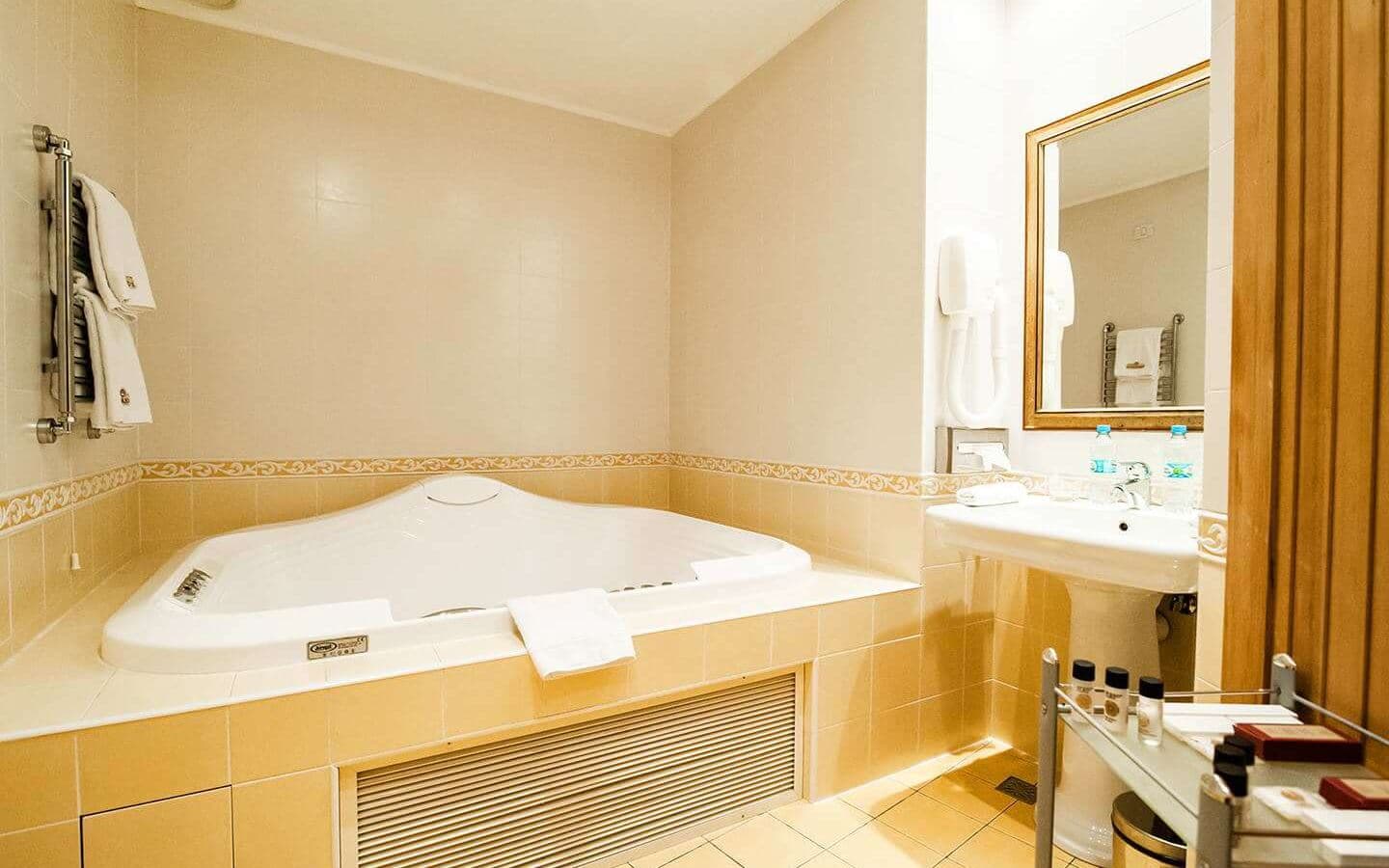 rooms-апартаменты-иван--айвазовский