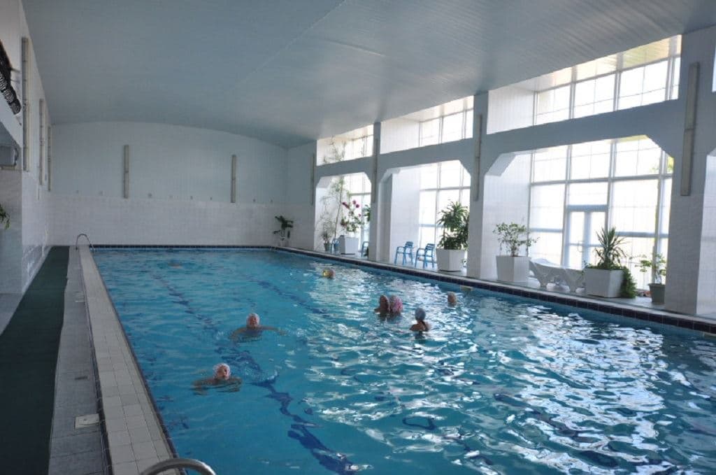 pools-indoor-pool