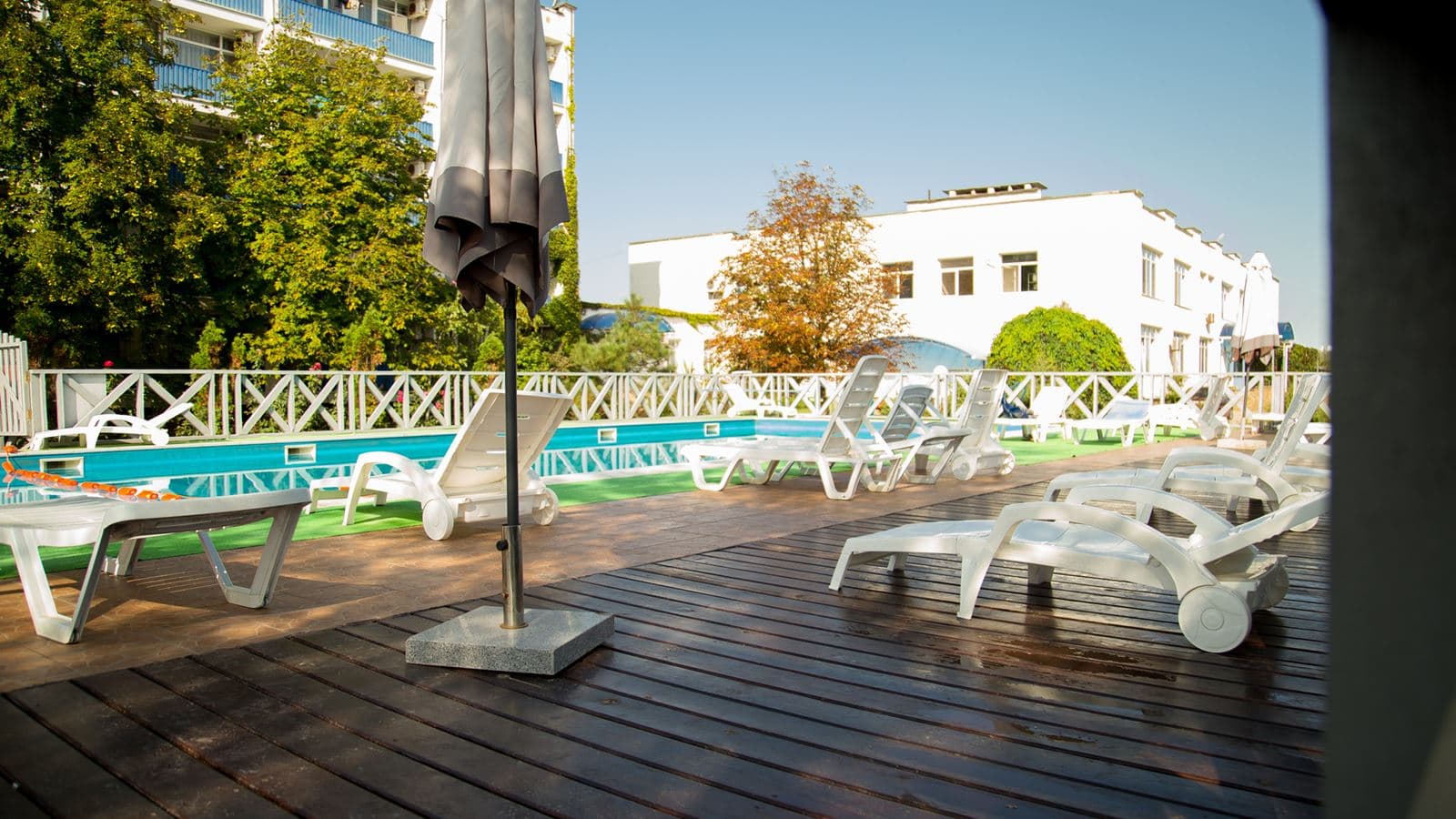 pools-outdoor-pool