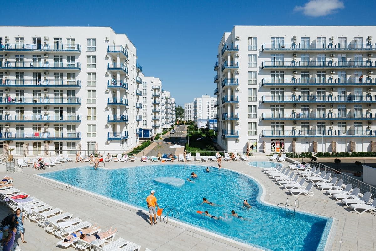 pools-outdoor-pool