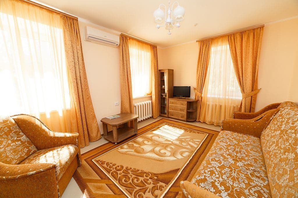 rooms-2-room-building-8
