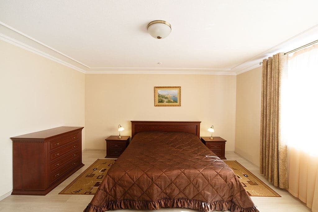 rooms-3-комнатный-2-местный-люкс-корпус-10