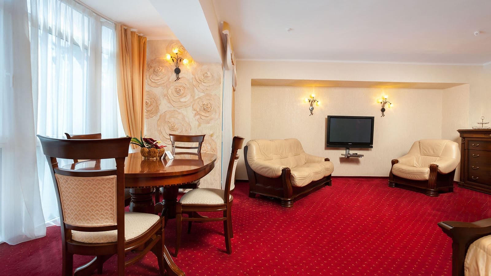 rooms-suite-leyla